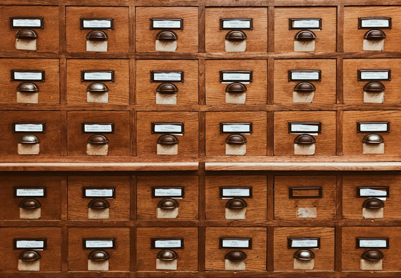 URL Shortener System Design: DB Design, Caching, Scaling & Trade-offs
